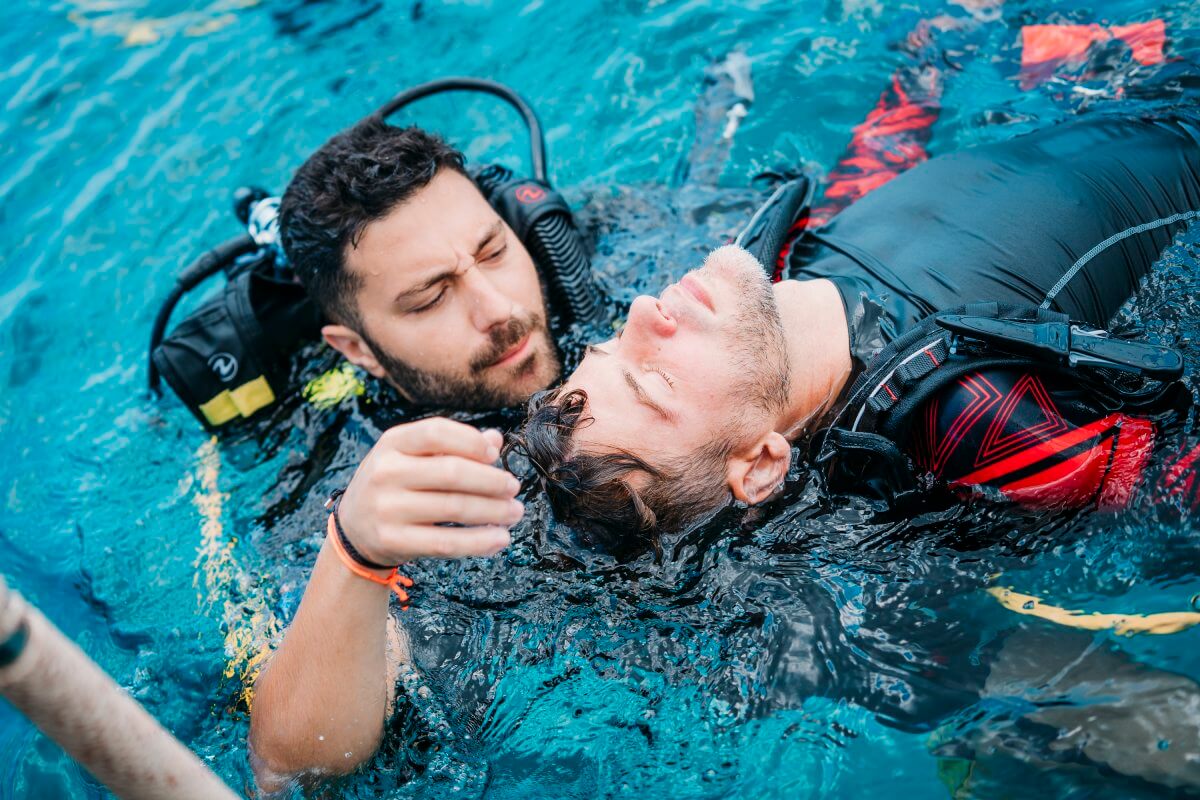 PADI Reskue Kurs In Hurghada